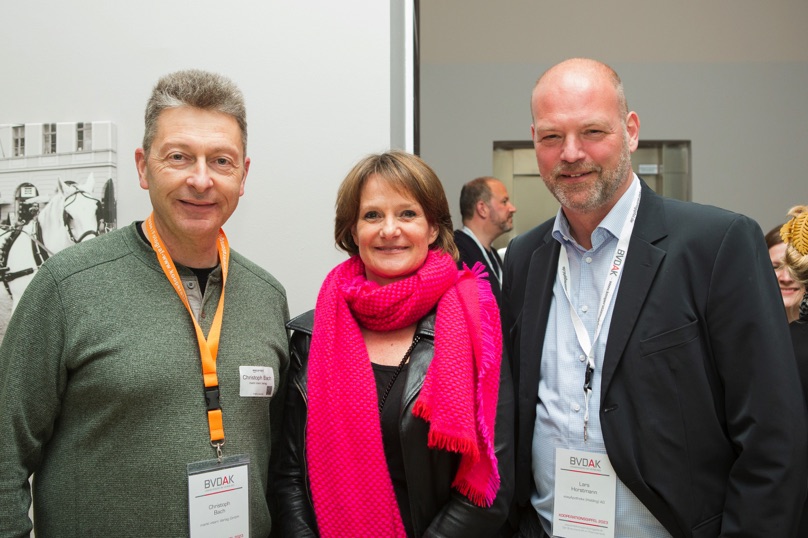 /images/slider-imgs-xs/031_Foto Loeffler_Weconact.jpg